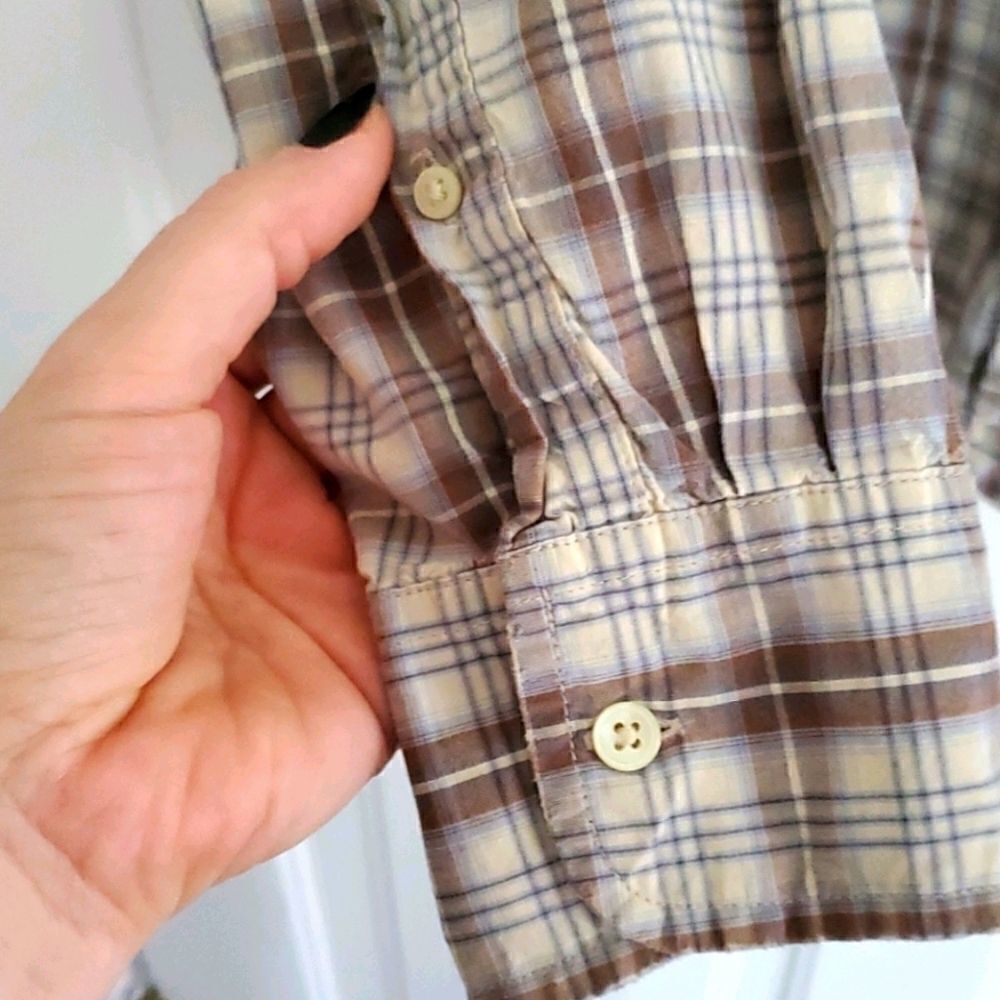 J. Crew Vintage Buttondown - Picture 3 of 7